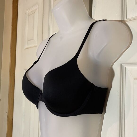 Victoria's Secret Black Uplift Semi Demi Bra 32D - Picture 4 of 13
